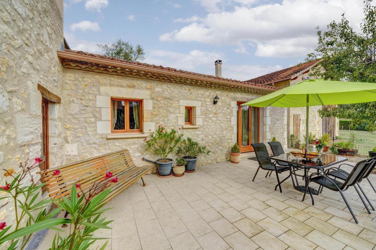 Gites Le Clos Du Verger Maurens  Екстериор снимка