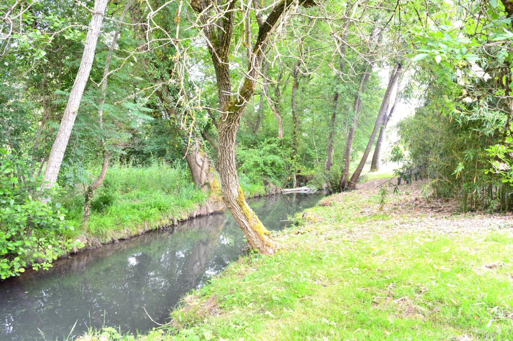 Gites Le Clos Du Verger Maurens  Екстериор снимка
